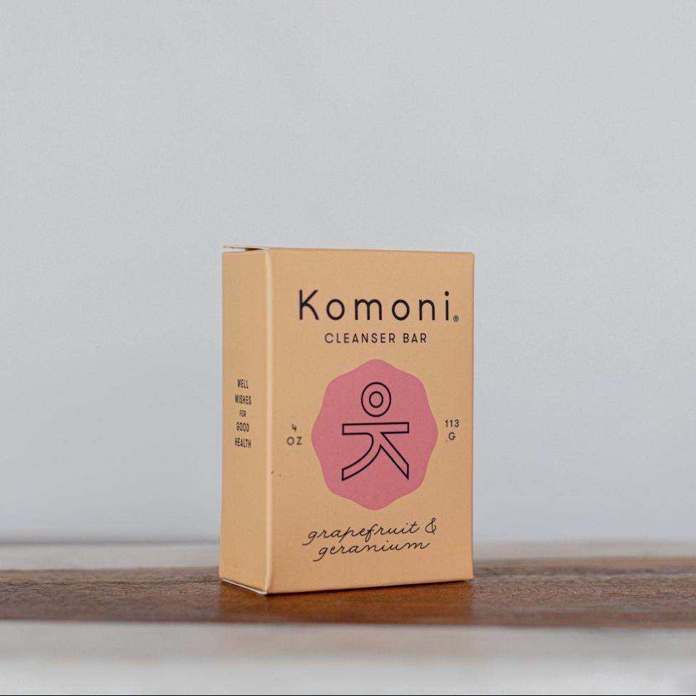 A box of Grapefruit and Geranium essential oils Face & Body Soap Bar that’s both soothing and energizing. 