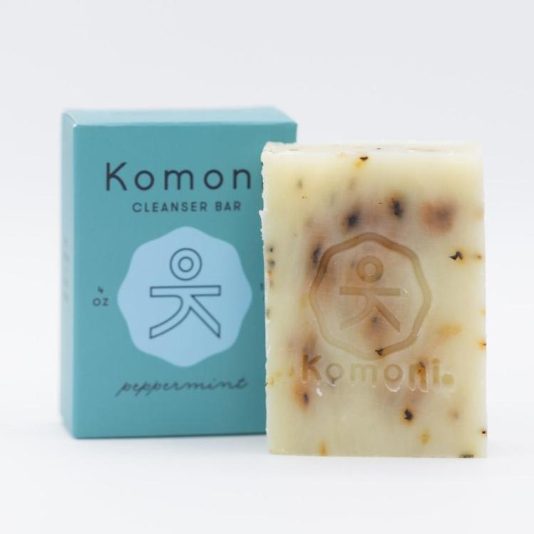 Peppermint Face & Body Soap Bar is crafted to provide a cooling, rejuvenating wash that promotes balanced oil production. Infused with refreshing Peppermint essential oil, this soap is perfect for maintaining clear skin while energizing the senses. 